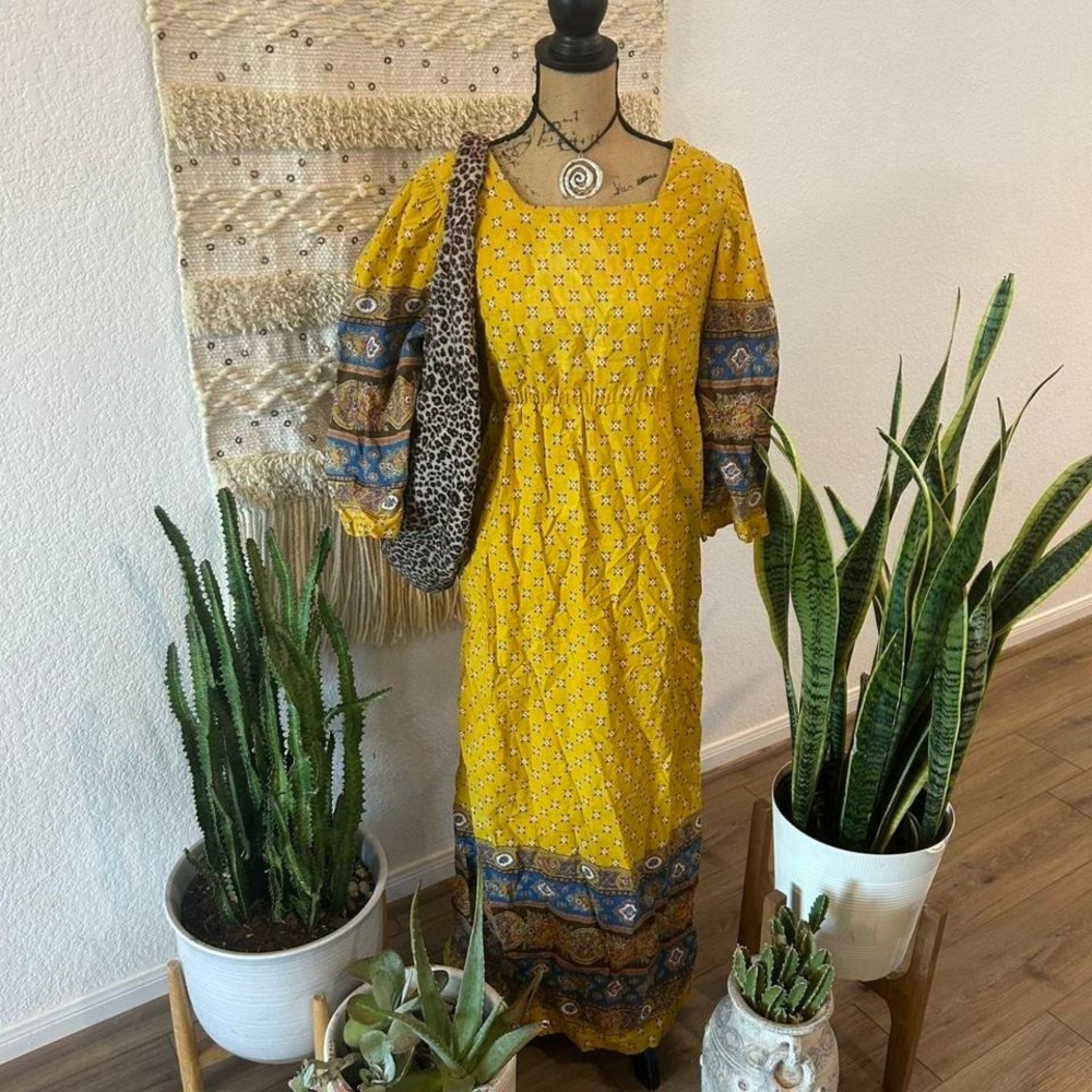 Vintage 1970s Union Made A California Poppy Floral Maxi Dress‎